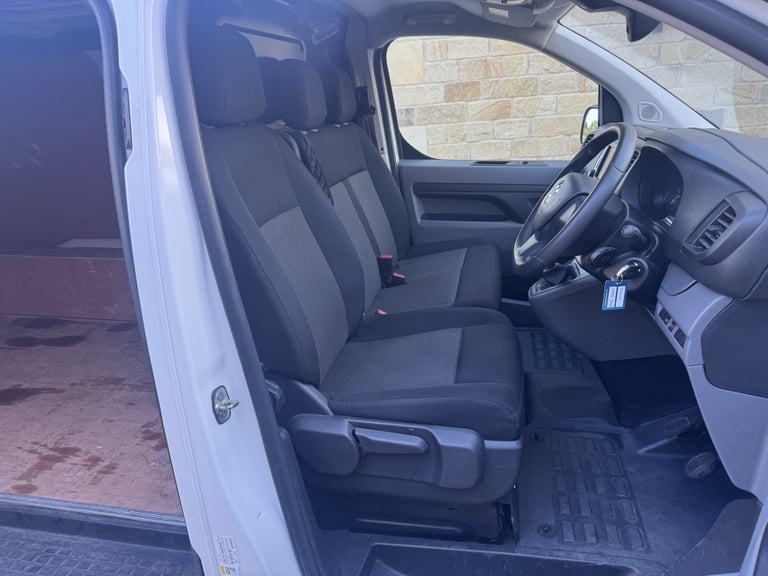 2022 Vauxhall Vivaro 1.5 L1H1 F2700 DYNAMIC S/S Manual Panel Van Diesel Manual