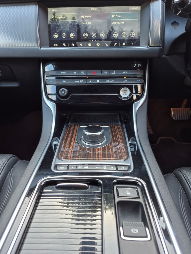 Jaguar, XF, Estate, 2018, Other, 1997 (cc), 5 doors