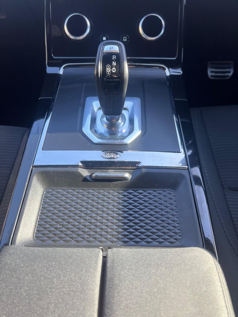 2020 Land Rover Range Rover Evoque 2.0 D150 MHEV R-Dynamic Auto 4WD Euro 6 (s/s) 5dr ESTATE Diese...