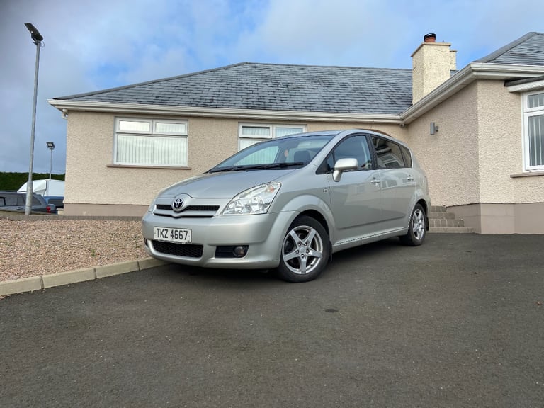 Used Toyota COROLLA VERSO for Sale | Gumtree