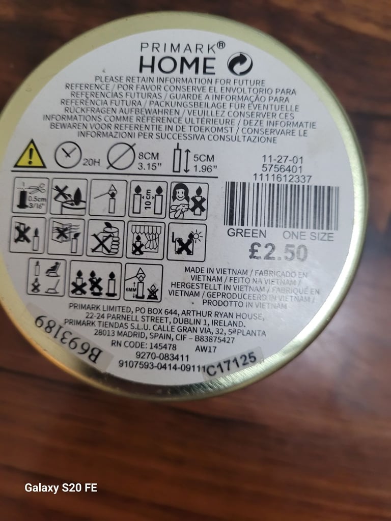 Primark Home Tahitian Vanilla Scented Candle in Tin - Green Cactus Design, 20 Hours