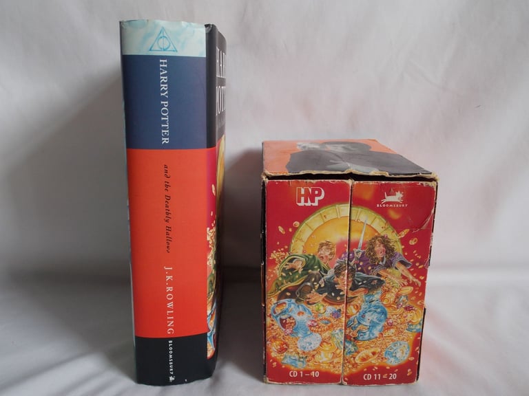 HARRY POTTER DEATHLY HALLOWS 1ST EDITION HARDBACK + AUDIO CDs 20 CDs