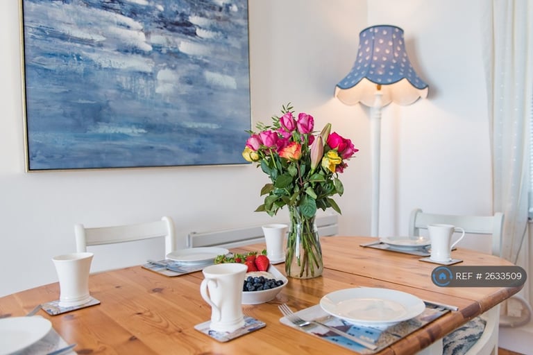 2 bedroom house in Sandgate High Street, Sandgate, Folkestone, CT20 (2 bed) (#2633509)