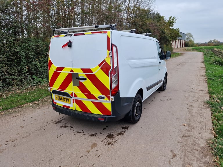 2014 Ford Transit Custom  Drives Perfect  12mth MOT  SWB  Roof Rack  Clean