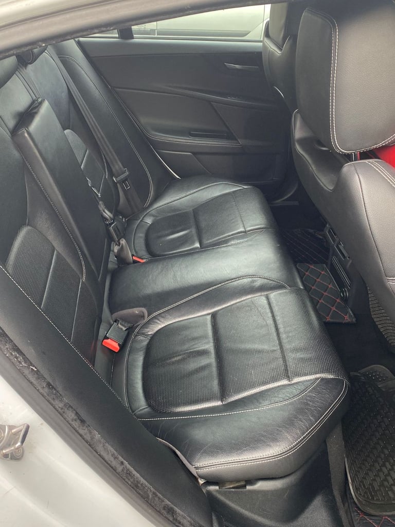 Jaguar, XE, Saloon, 2015, Other, 1999 (cc), 4 doors