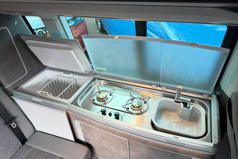 2022 Volkswagen California 2.0 TDI Ocean 204 4dr 4MOTION DSG-Diff Lock Camper Van DIESEL Automatic