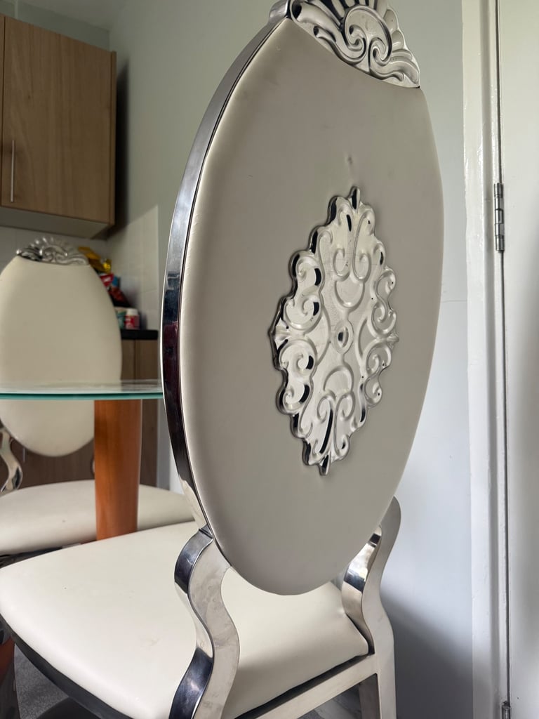 Chair &Table