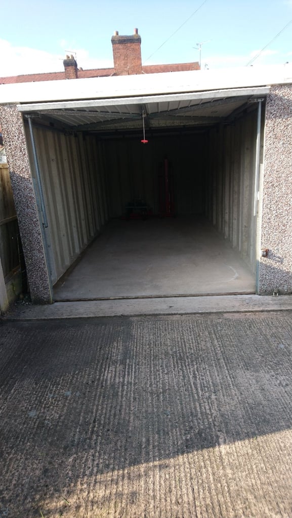 Single Lock up Garage, Storage, Stafford