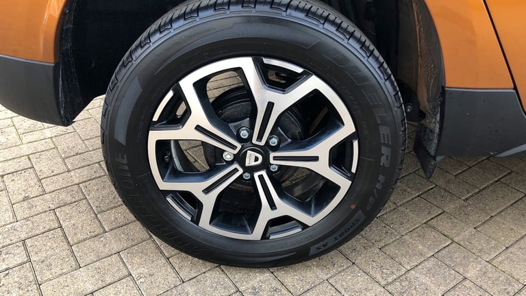 2019 Dacia Duster 1.6 SCe Prestige 5dr Petrol Estate Estate Petrol Manual
