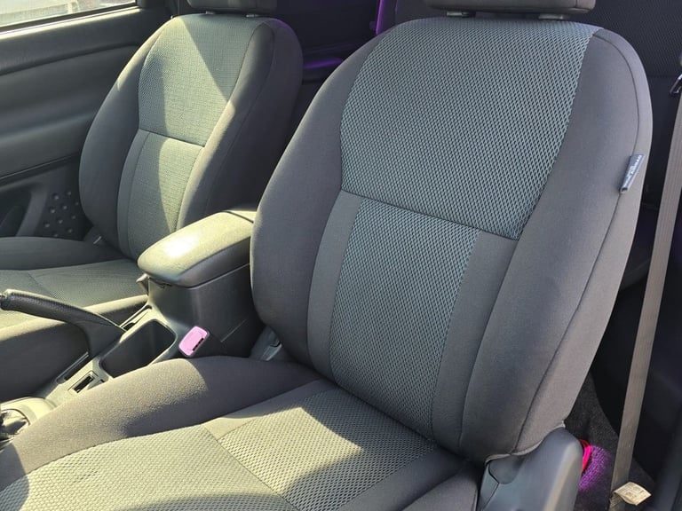 2004 Toyota RAV4 2.0 XT3 3dr ESTATE PETROL Manual