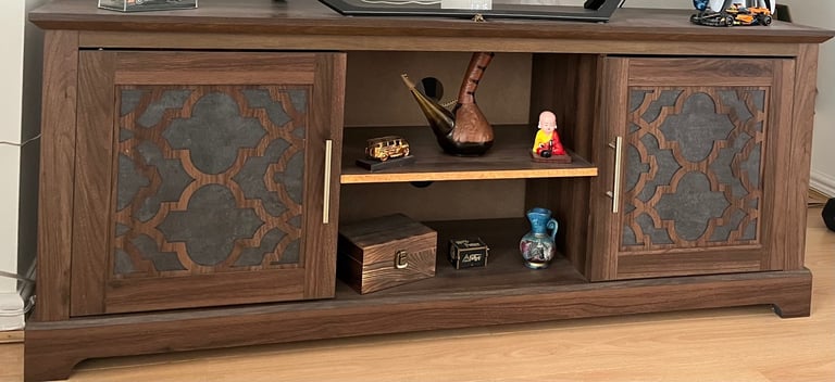 TV cabinet 