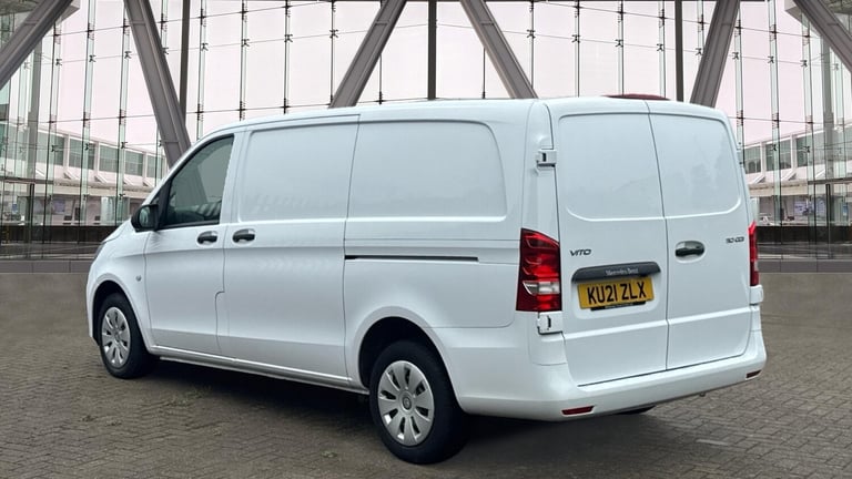 2021 Mercedes-Benz Vito 110CDI Progressive Panel Van FWD L2 Eu6 102 PANEL VAN Diesel Manual