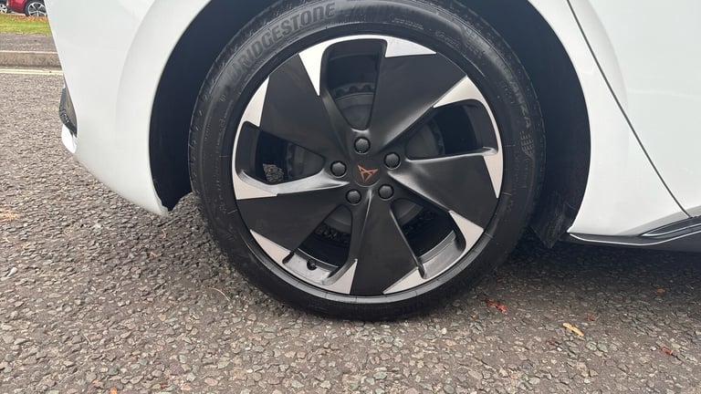 2025 Cupra Born 170kW e-Boost V1 59kWh 5dr Auto Electric Hatchback Hatchback Electric Automatic