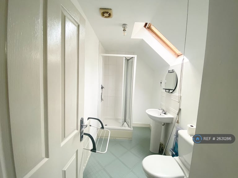 3 bedroom house in Carbis Avenue, Grimsargh, Preston, PR2 (3 bed) (#2631286)