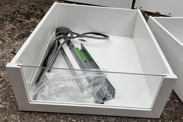 4 IKEA Komplement PAX Wardrobe White Glass Front drawers FREE DELIVERY 064