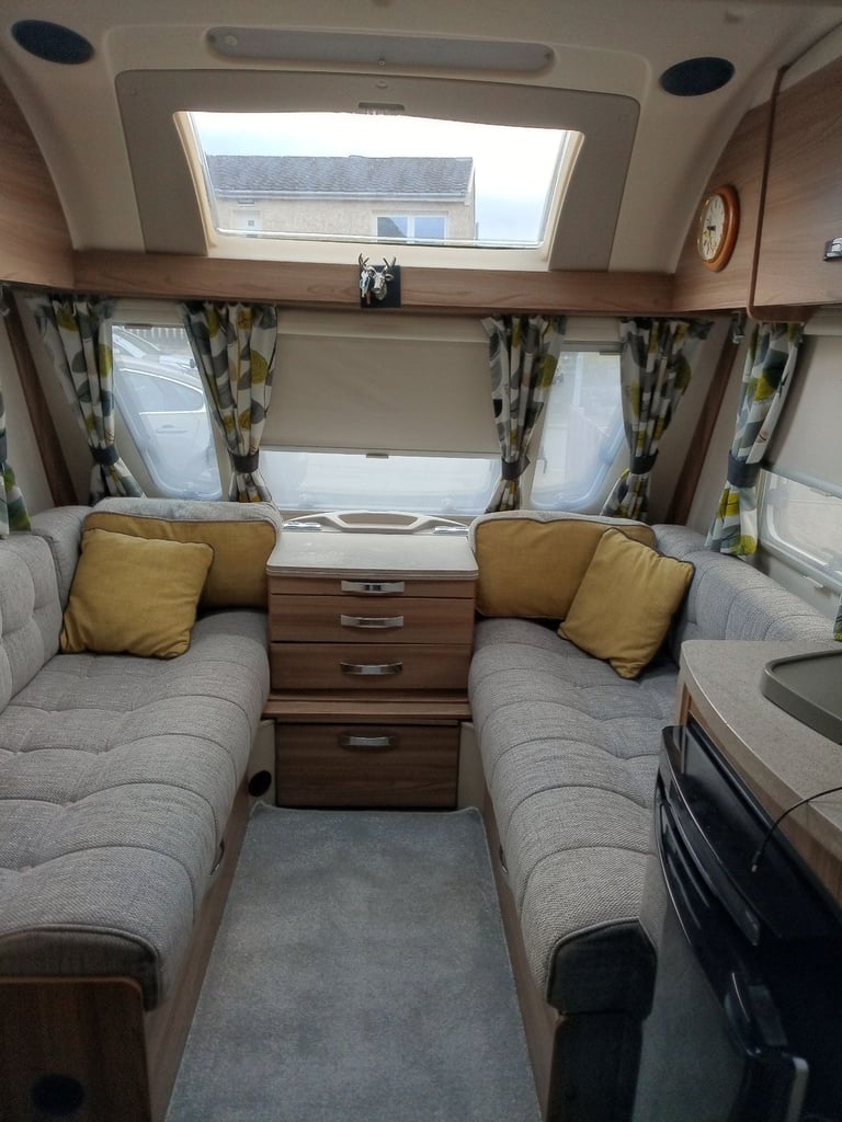 Swift major 4SB touring caravan 2016
