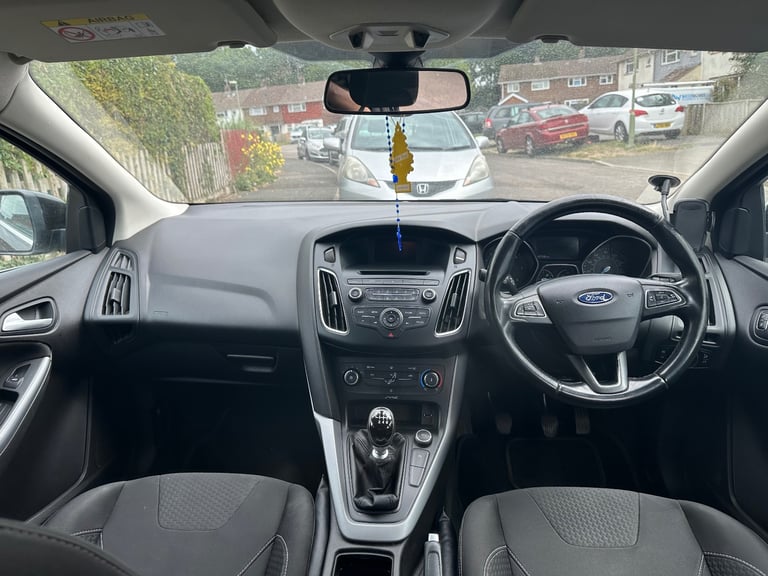 Ford, FOCUS, Hatchback, 2015, Manual, 1560 (cc), 5 doors