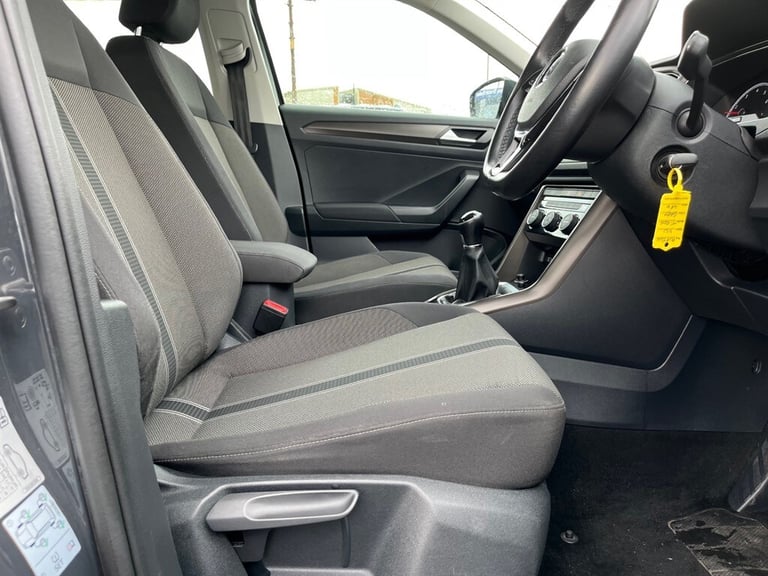 2018 Volkswagen T-Roc SE TSI Hatchback Petrol Manual