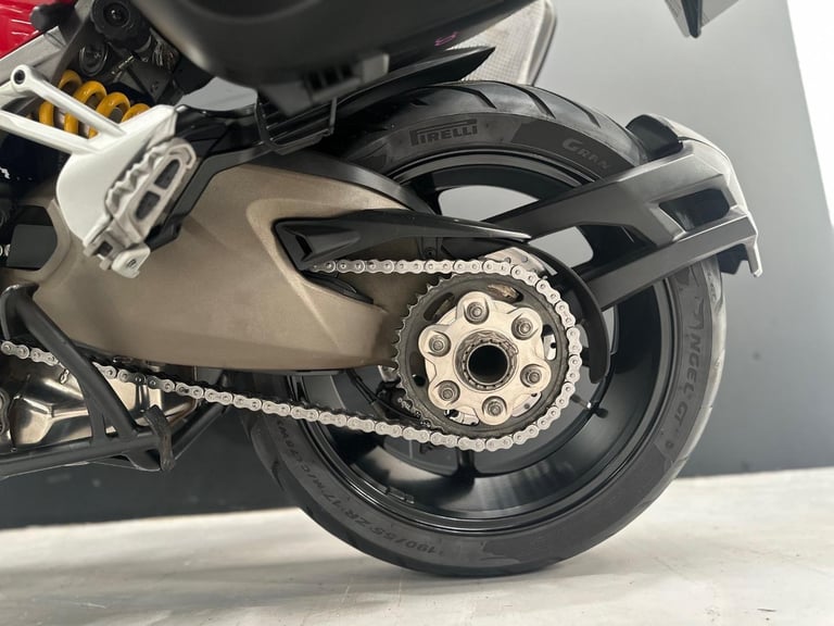 STUNNING 2016/16 DUCATI MULTISTRADA 1200 MOTORCYCLE 