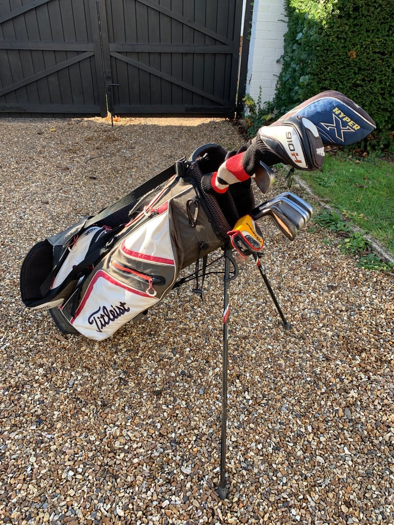 image for Titleist Golf Set - Callaway Driver 