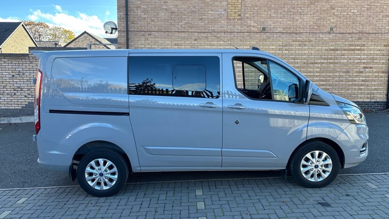 2023 Ford Transit Custom 2.0 EcoBlue 130ps Low Roof D/Cab Limited Van PANEL VAN DIESEL Manual