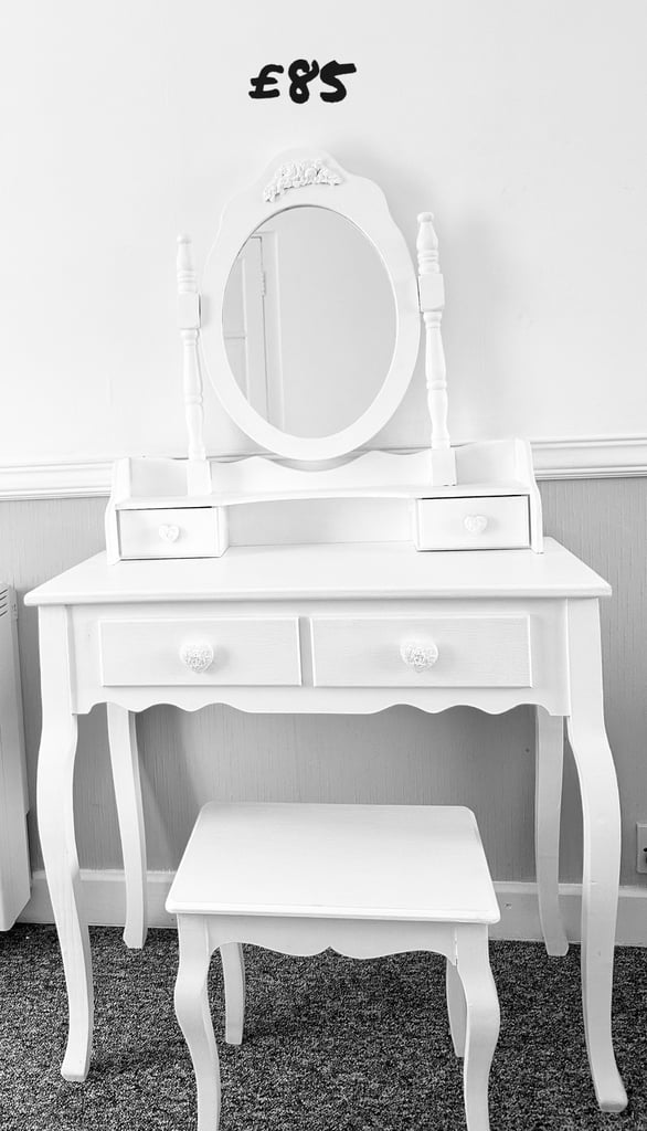 Dressing table with stool in Hemsby, Norfolk Gumtree