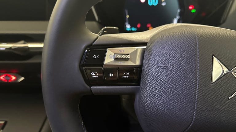 2025 DS Automobiles DS 4 1.6 E-TENSE Rivoli 5dr EAT8 HATCHBACK PETROL/ELECTRIC Automatic