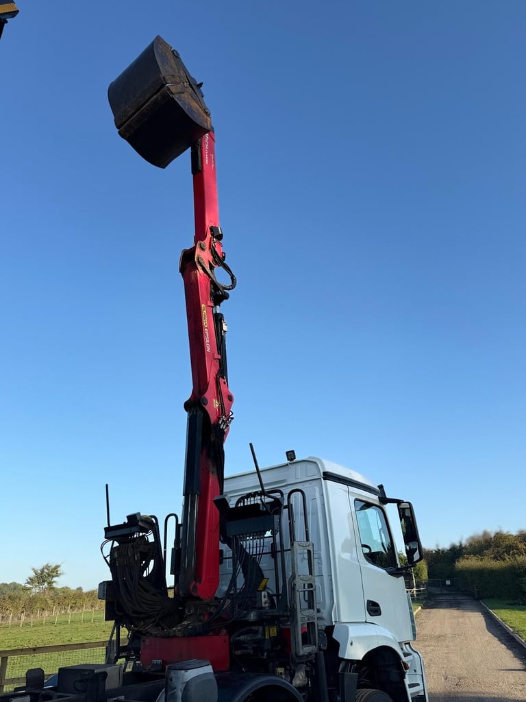 Mercedes-Benz Arocs Tipper Grab Lorry 2019 ( 69 ) Palfinger Epsilon Crane