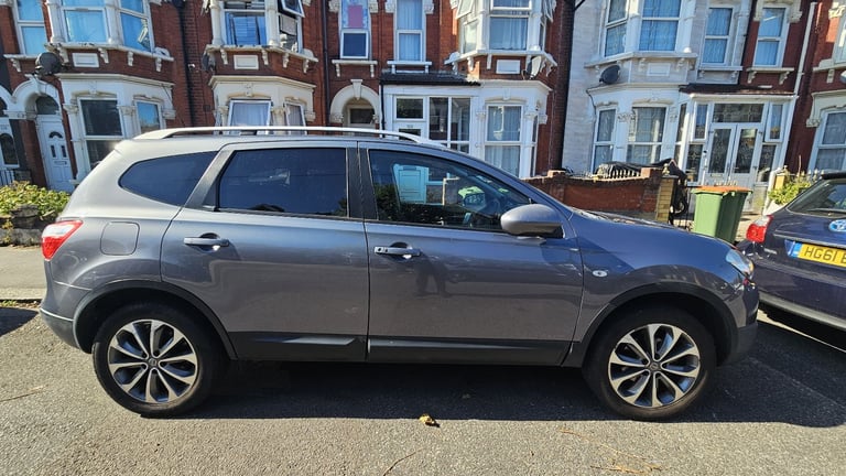 Nissan Qashqai +2 10
