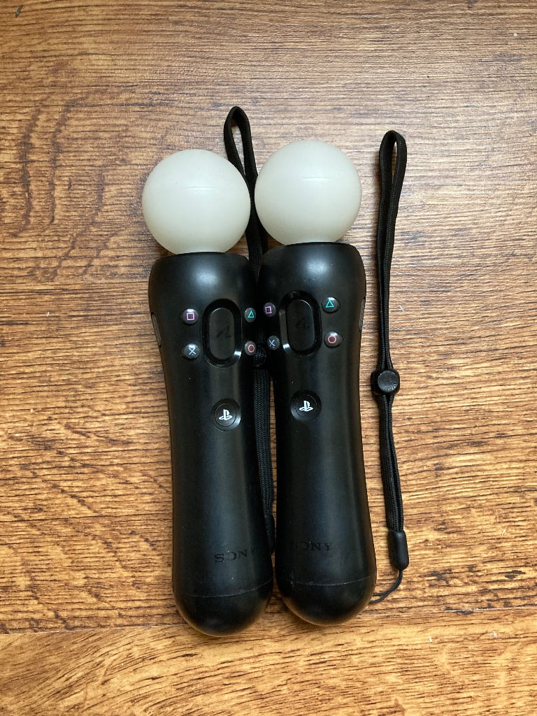 PS4 motion controllers 