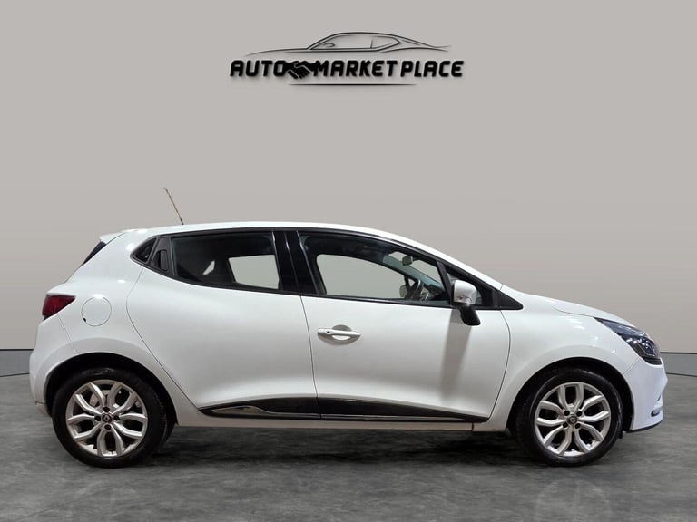 2018 Renault Clio 0.9 TCe Dynamique Nav Euro 6 (s/s) 5dr HATCHBACK Petrol Manual