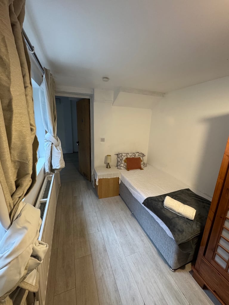 190/week studio apt belfast city
