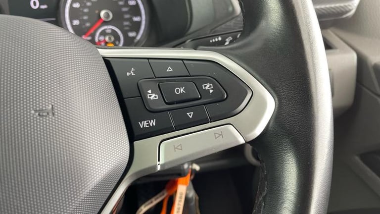 2023 Volkswagen Transporter 2.0 TDI 150 Highline Kombi Van Manual Combi Van Diesel Manual