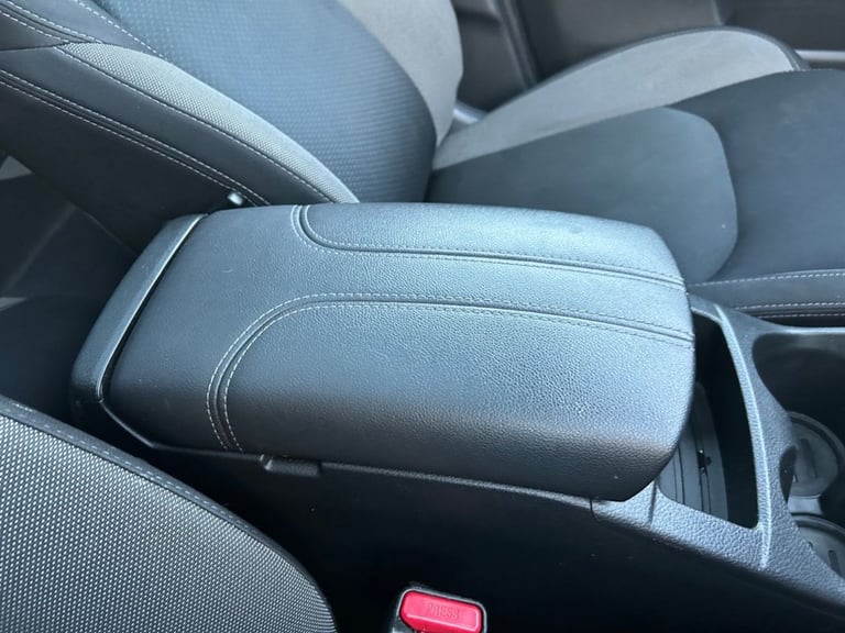 2019 Nissan Qashqai 1.3 DiG-T N-Connecta 5dr HATCHBACK PETROL Manual