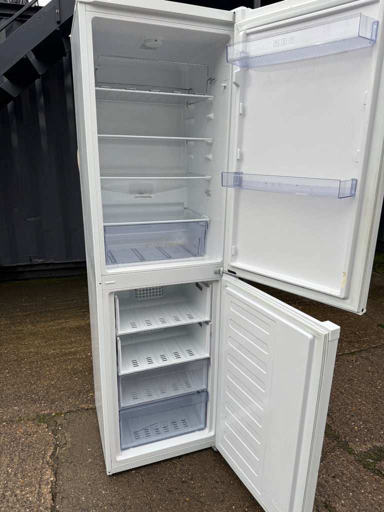Beko Fridge Freezer 6Ft