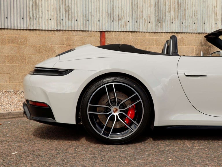 2025 Porsche 911 S 2dr PDK CONVERTIBLE PETROL Automatic