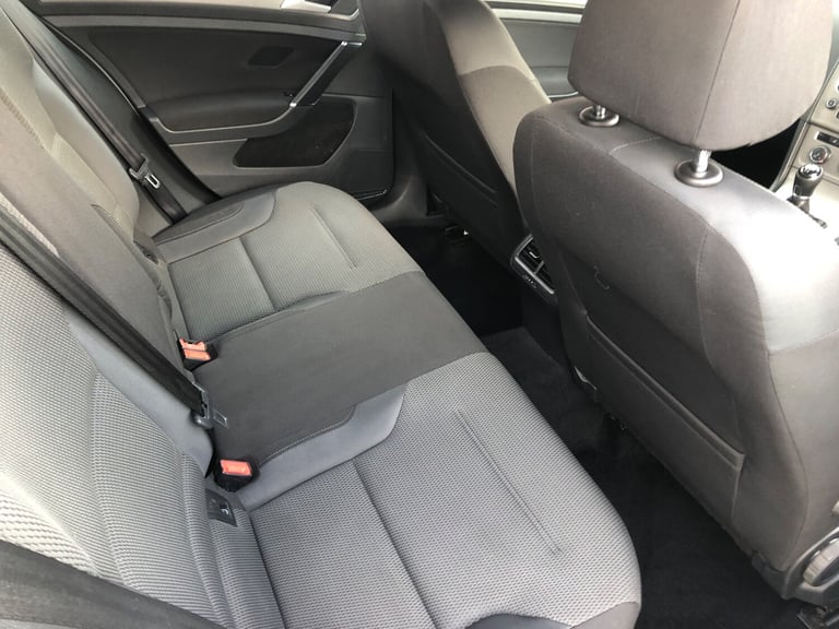 2016 Volkswagen Golf 1.6 TDI BlueMotion Tech Match Edition Estate 5dr Diesel