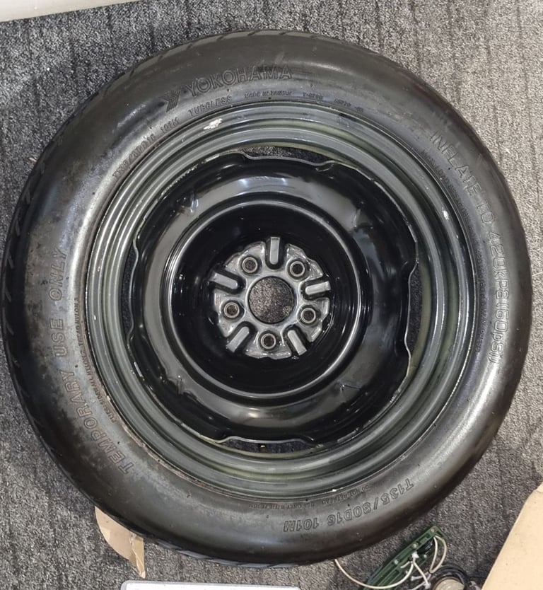 Toyota prius spare wheel 