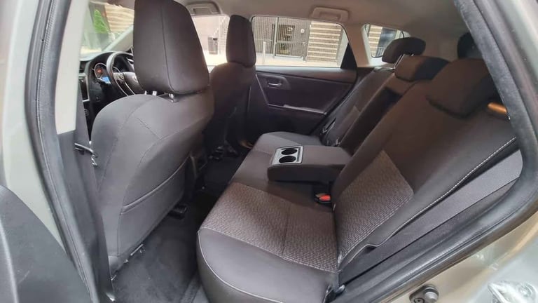 Toyota Auris 1.6 V-Matic Icon Plus Euro 5 | 5-Door Hatchback | ULEZ Compliant | Long MOT