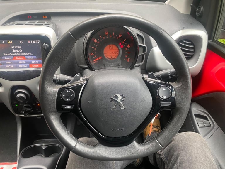 PEUGEOT 108 1.0 VTi Active 2014