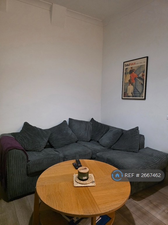 4 bedroom house in Maxted Road, London, SE15 (4 bed) (#2667462)