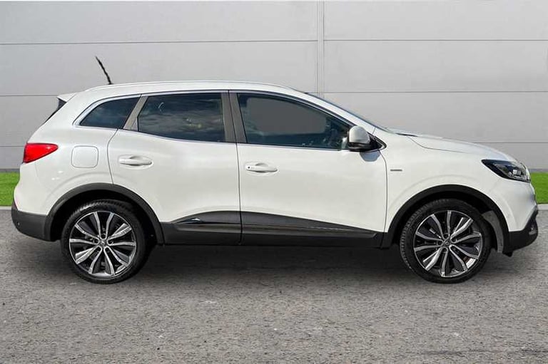 2016 Renault Kadjar 1.2 TCE SIGNATURE NAV 5DR Hatchback Petrol Manual