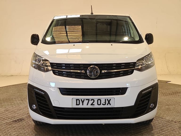 VAUXHALL VIVARO 1.5 TURBO D 2900 SPORTIVE P/V L2 H1 100 BHP LWB DIESEL
