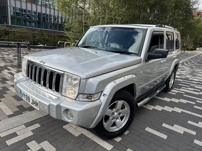 2009 JEEP COMMANDER 3.0 CRD DIESEL AUTO V6 LIMITED SILVER STATIONWAGON 7 SEATER 