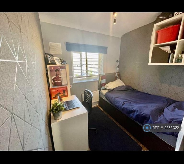 3 bedroom house in Mendip Crescent, Westcliff-On-Sea, SS0 (3 bed) (#2683022)