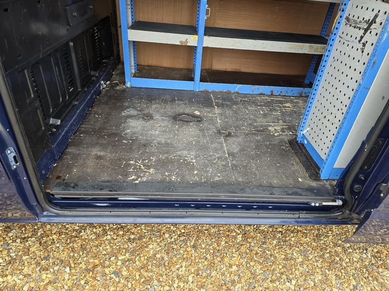 2013 Ford Transit 2.2 TDCi 350 Panel Van 5dr Diesel Manual FWD L2 H1 (209 g/km, 123 bhp) Panel Va...