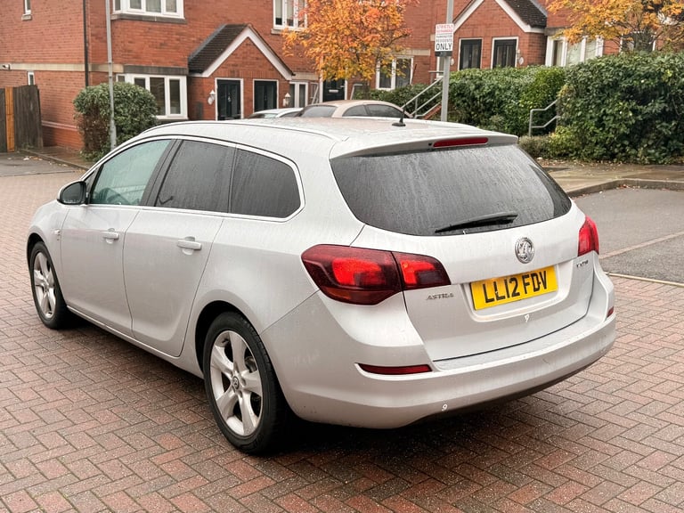 2012 (12) VAUXHALL ASTRA 1.7 CDTI SRI 16V ESTATE MANUAL 