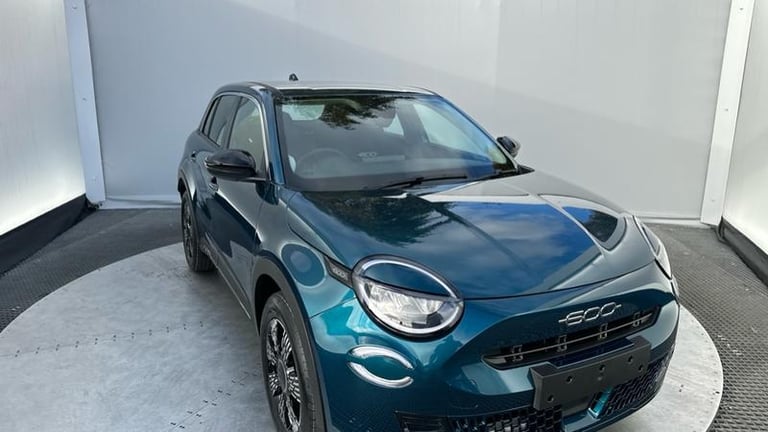 2025 Fiat 600 1.2 MHEV SUV 5dr Petrol Hybrid e-DCT Euro 6 (s/s) (100 ps) Automatic Hatchback Hybr...