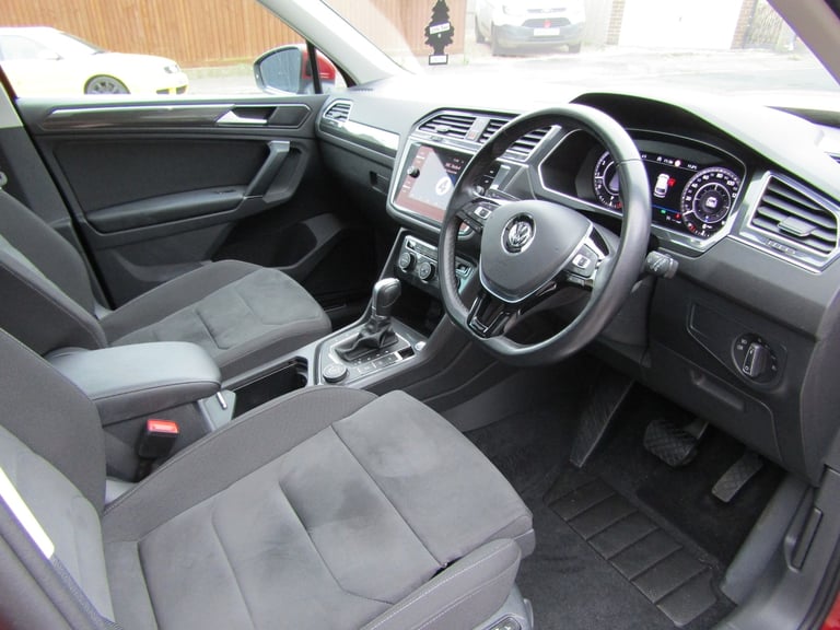 2017 Volkswagen Tiguan 2.0 TSi 180 4Motion SEL 5dr DSG ESTATE Petrol Automatic