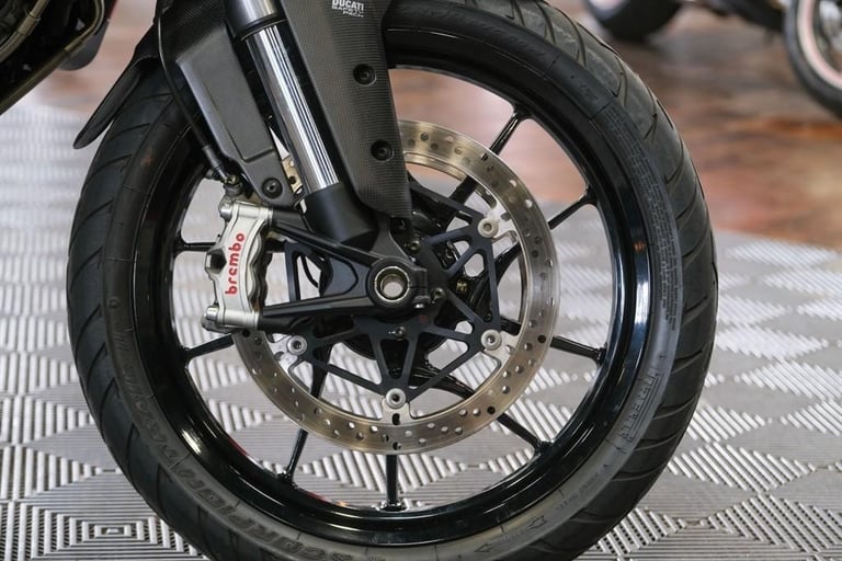 Ducati Multistrada V4 S Sport Includes Panniers